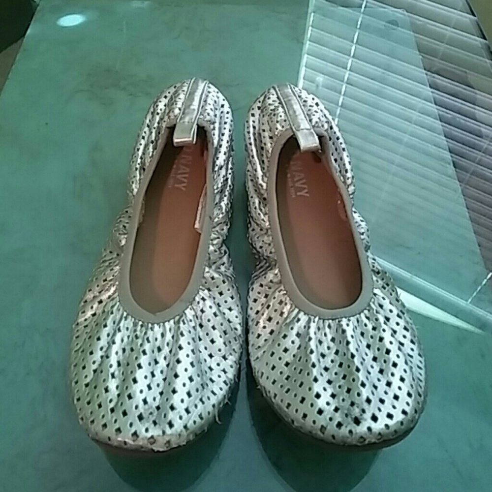 Silver old navy ballerina flats